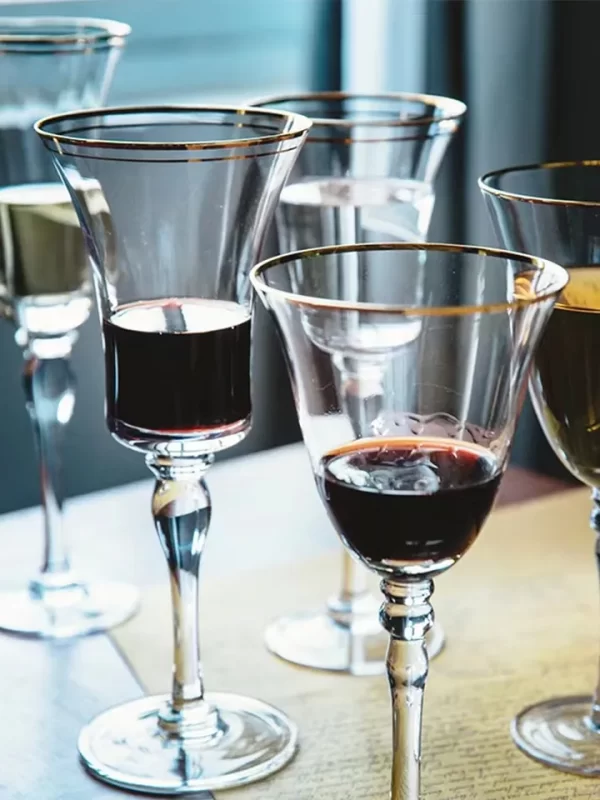 Nordic crystal red wine glass with vertical pattern vintage unique clear sublimation glass goblet with gold rim - Image 4