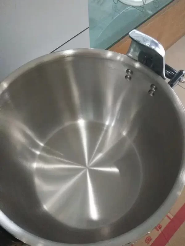 High Quality Pressure Cooker Home Use Kitchenware - Image 4