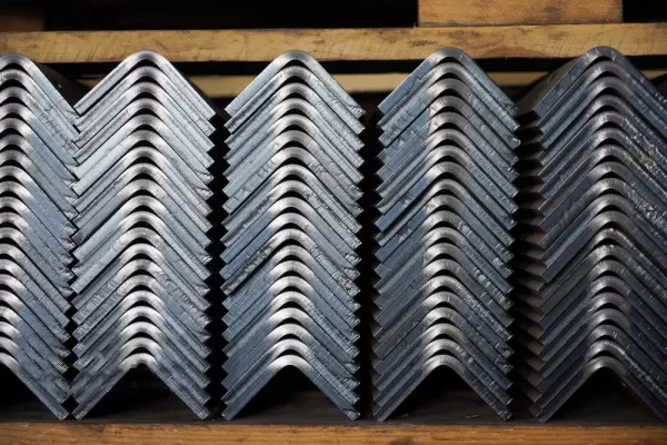 Q235 Q345B Hot Rolled Angel Iron 100*100*6mm Size Angle Steel Bar - Image 2
